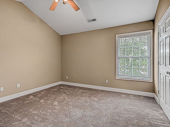 5th image of 24 Lake Village Ct