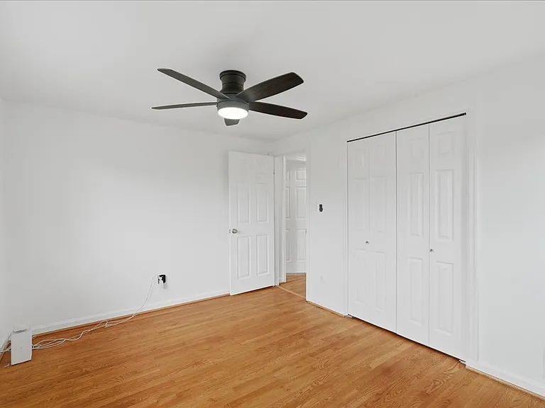 709 N Pryor St — Photo 21