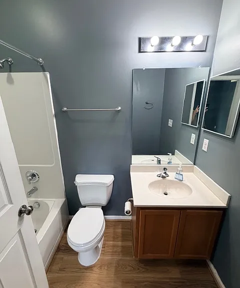 319 S Parkway Dr — Photo 7