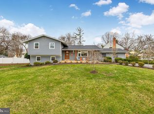 11700 Seven Locks Rd, Potomac, MD 20854