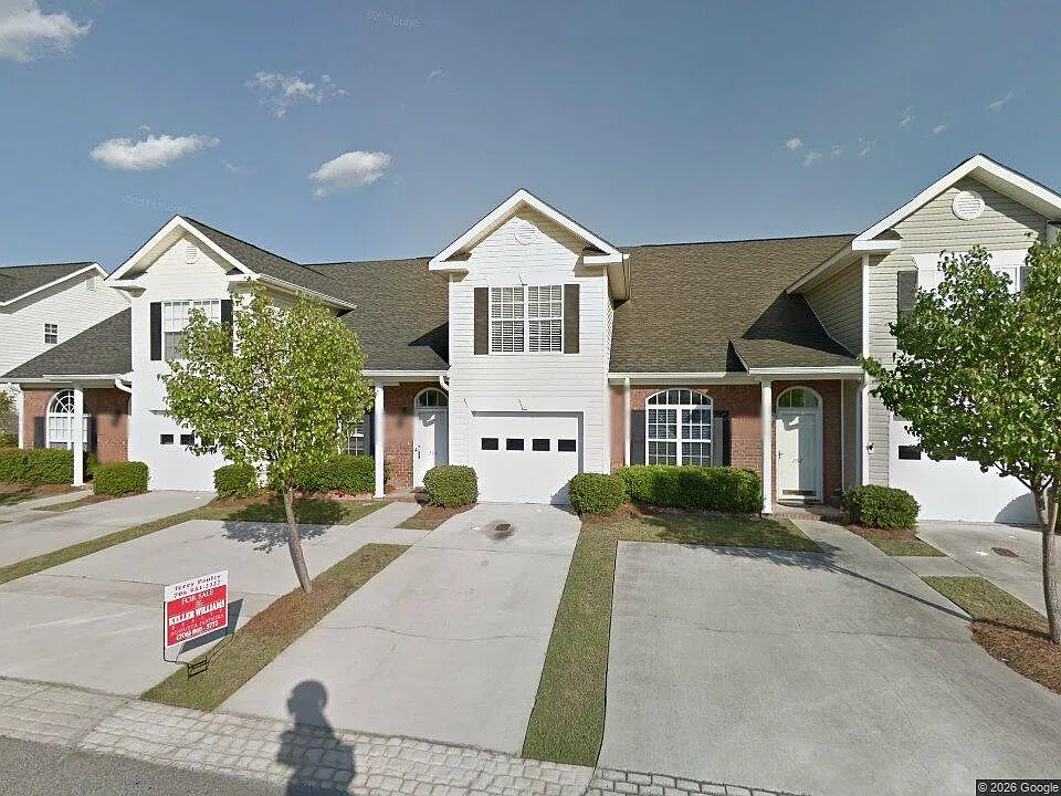 3 bed, 2.5 bath, 2050 sqft, $1,750 — Photo 1