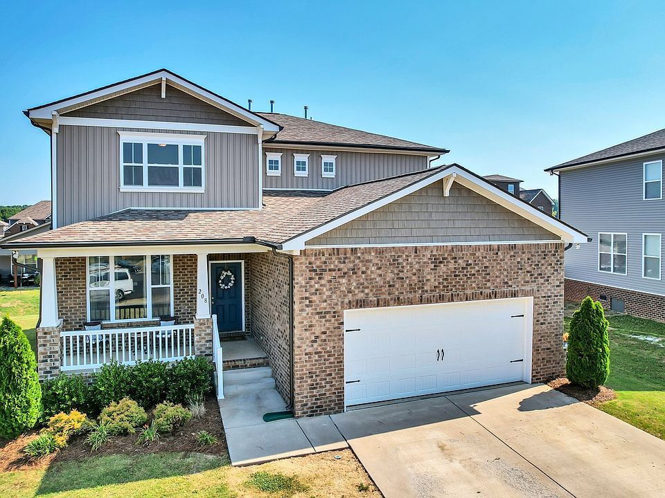 1st image of 208 Mount Royal Ct