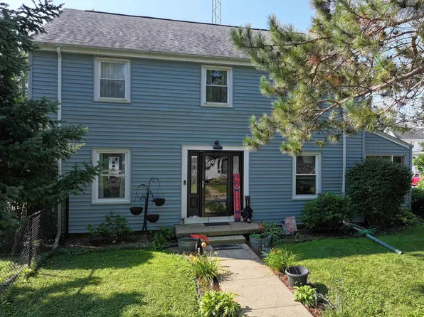 724 N Center St, Plymouth, IN 46563