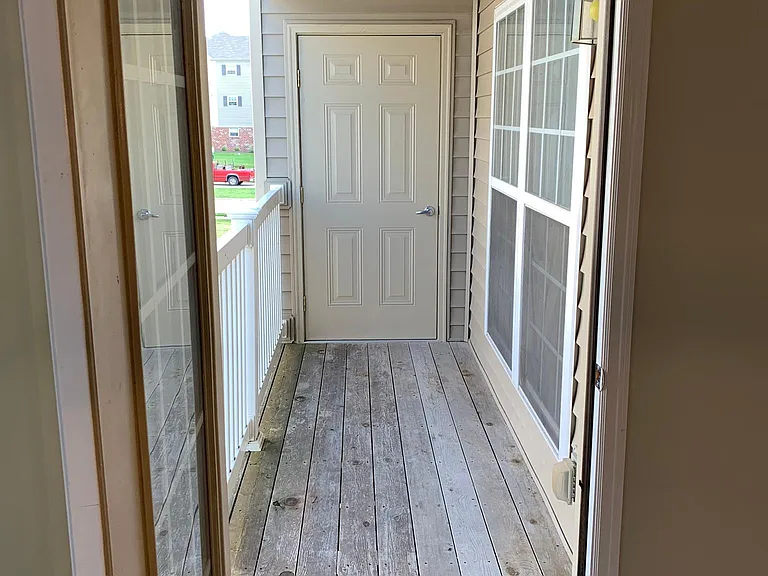 7122 Welsh Dr — Photo 4