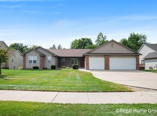 2147 Kinnrow Ave NW, Grand Rapids, MI
