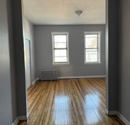 3rd image of 43 High St APT 12