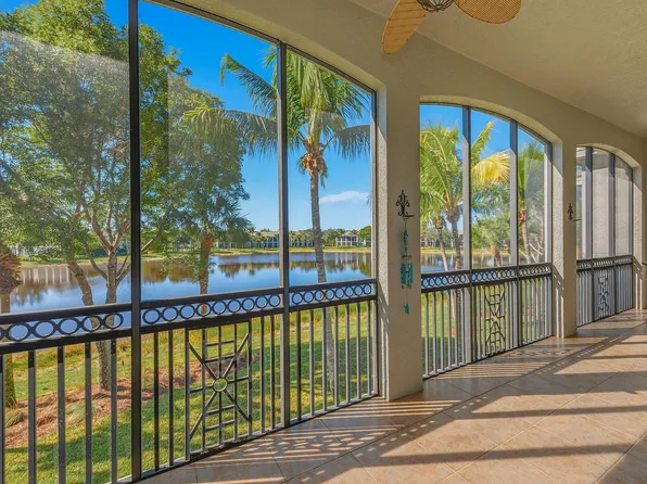 9271 Museo Cir Unit 203, Naples, FL 34114