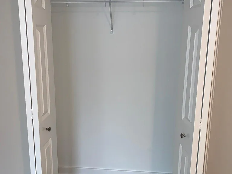 812 Madison Ave — Photo 12