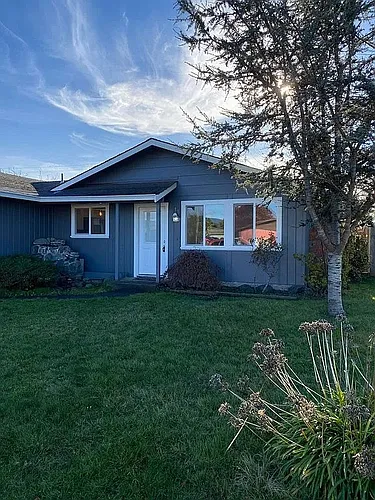 1711 Antoine Ave Photo 1