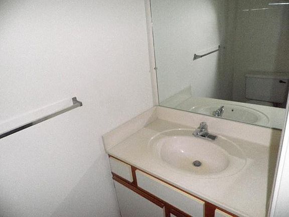4th image of 3320 Bridges St APT 15
