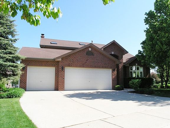 2nd image of 19337 Brookside Glen Ct