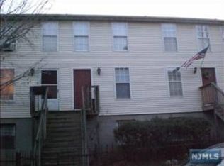10 Kearny St, Newark, NJ 07104
