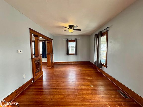 4th image of 609 12th St