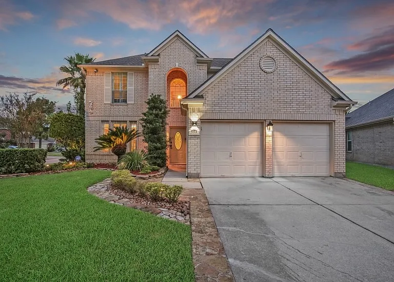 9514 Trailing Moss Dr — Photo 2