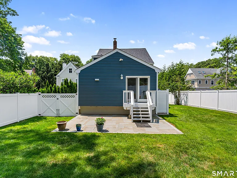 24 Herman Ave — Photo 22