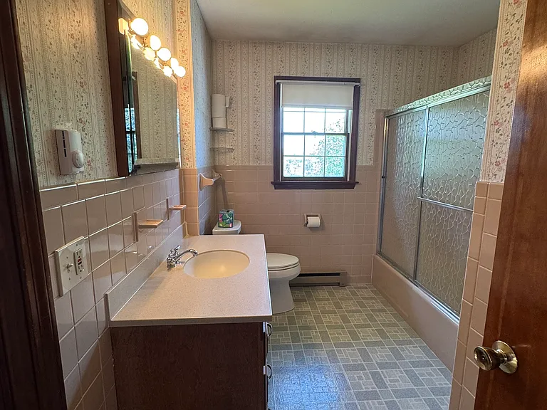120 Mount Warner Rd — Photo 16