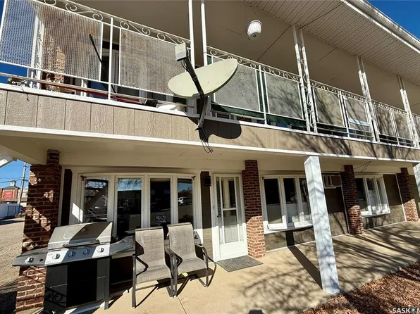 UNIT 2-122 1st AVENUE E, Kindersley, SK S0L 1S0