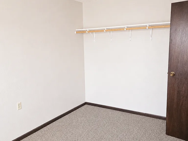 812 Hills Ave #N108 — Photo 6