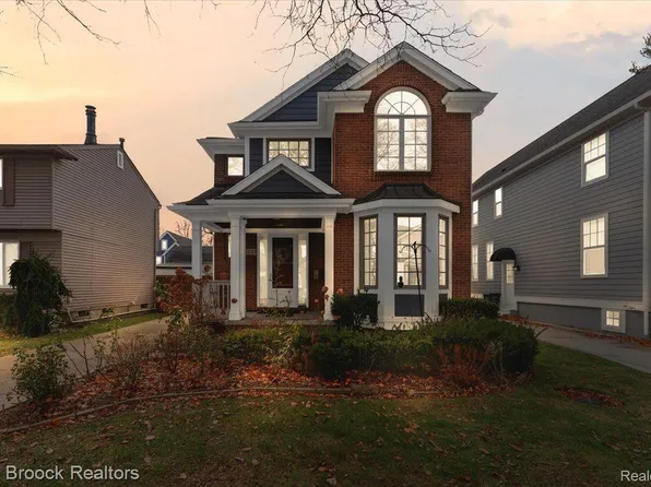 1248 Emmons Ave, Birmingham, MI 48009