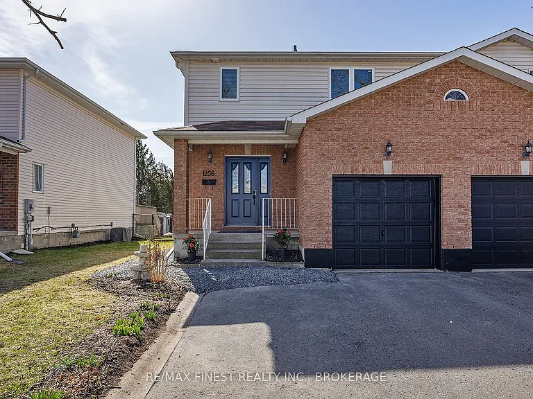 1256 Brackenwood Cres — Photo 5