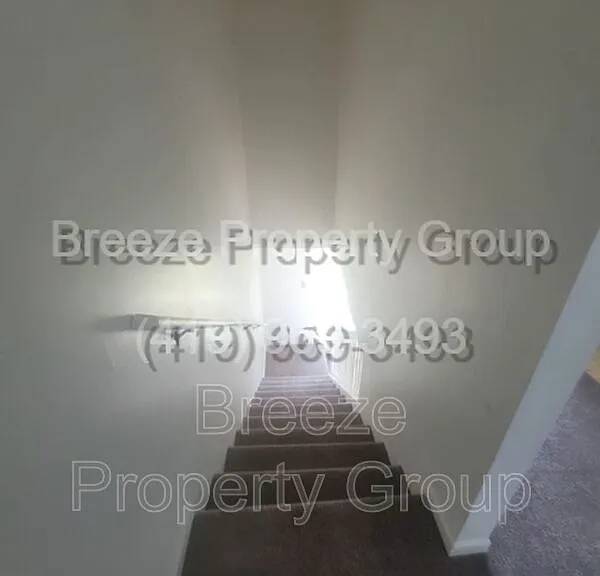 521 Hope St — Photo 6
