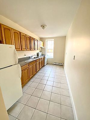 5th image of 22-05 35th St #2M