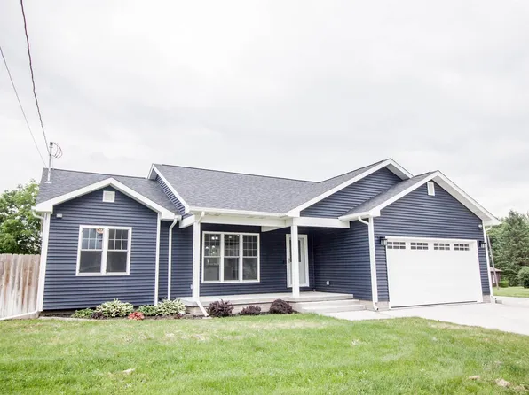 210 1st Ave, Sherrard, IL 61281