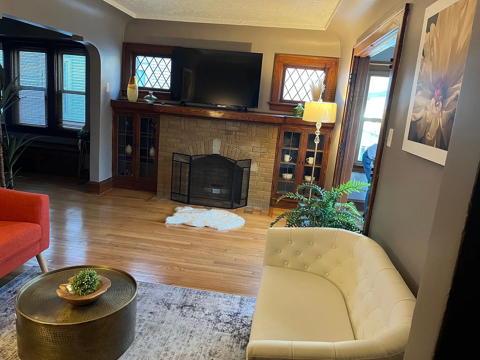 2 bed, 1100 sqft, $1,999 — Photo 4