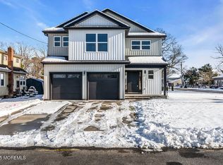 420 New Jersey Ave, Pine Beach, NJ