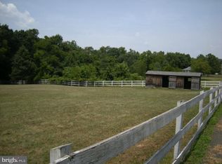 515 W Rocky Run Rd, Fredericksburg, VA 22406