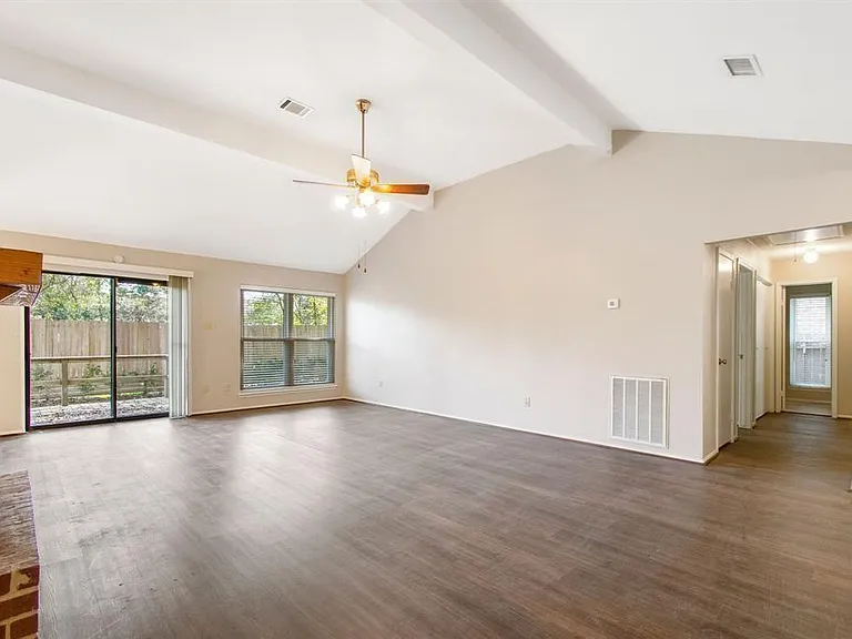 108 N Deerfoot Cir — Photo 18