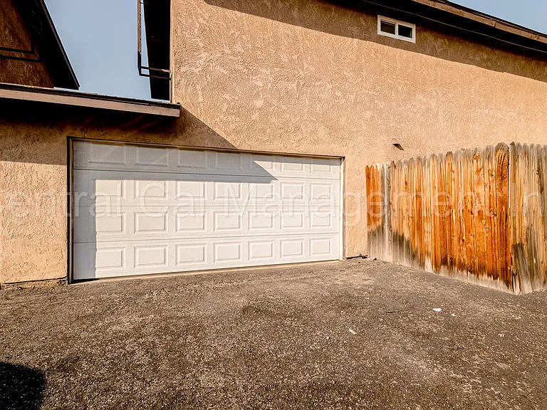 7905 S Laurelglen Blvd #A-D — Photo 18
