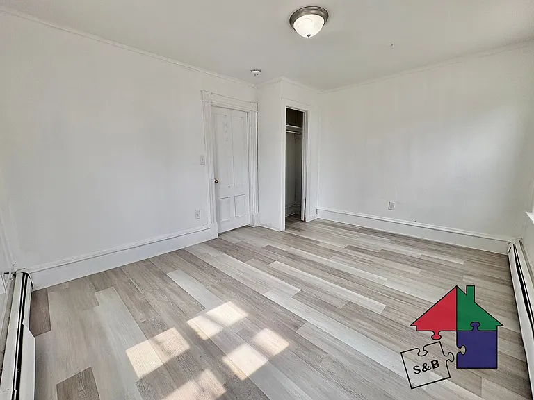 94 Malletts Bay Ave — Photo 43