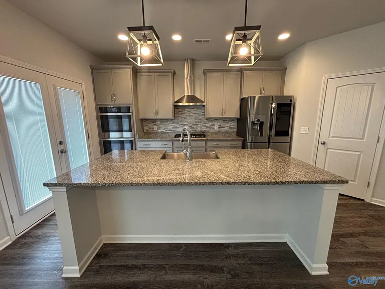 212 Oracle Cir — Photo 8