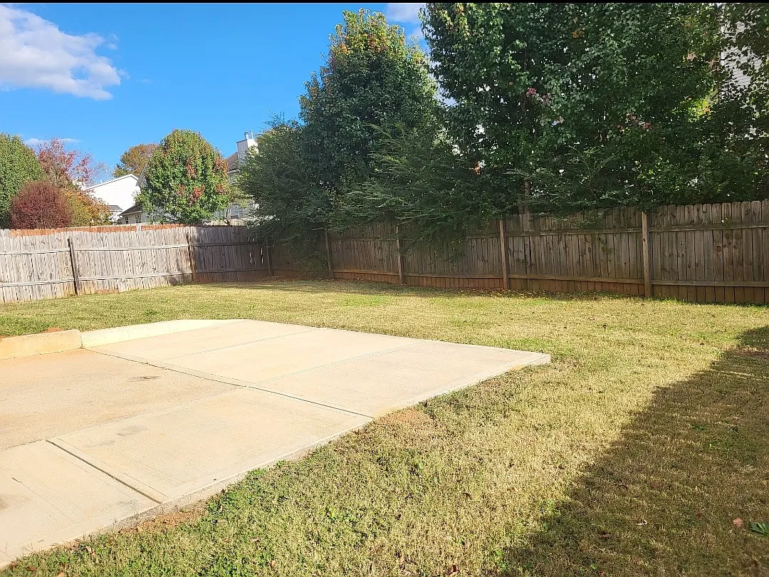 640 Compton Ln — Photo 2