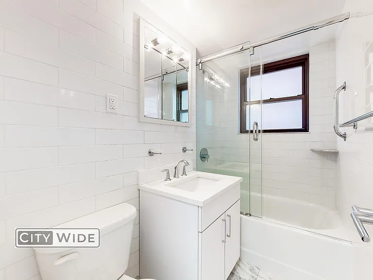145 E 16th St #10E — Photo 7