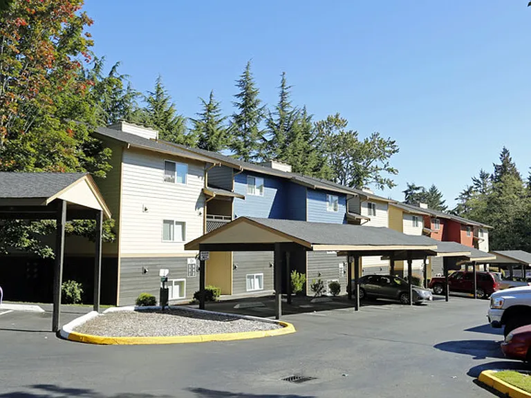 Homestead Apartments — Photo 14