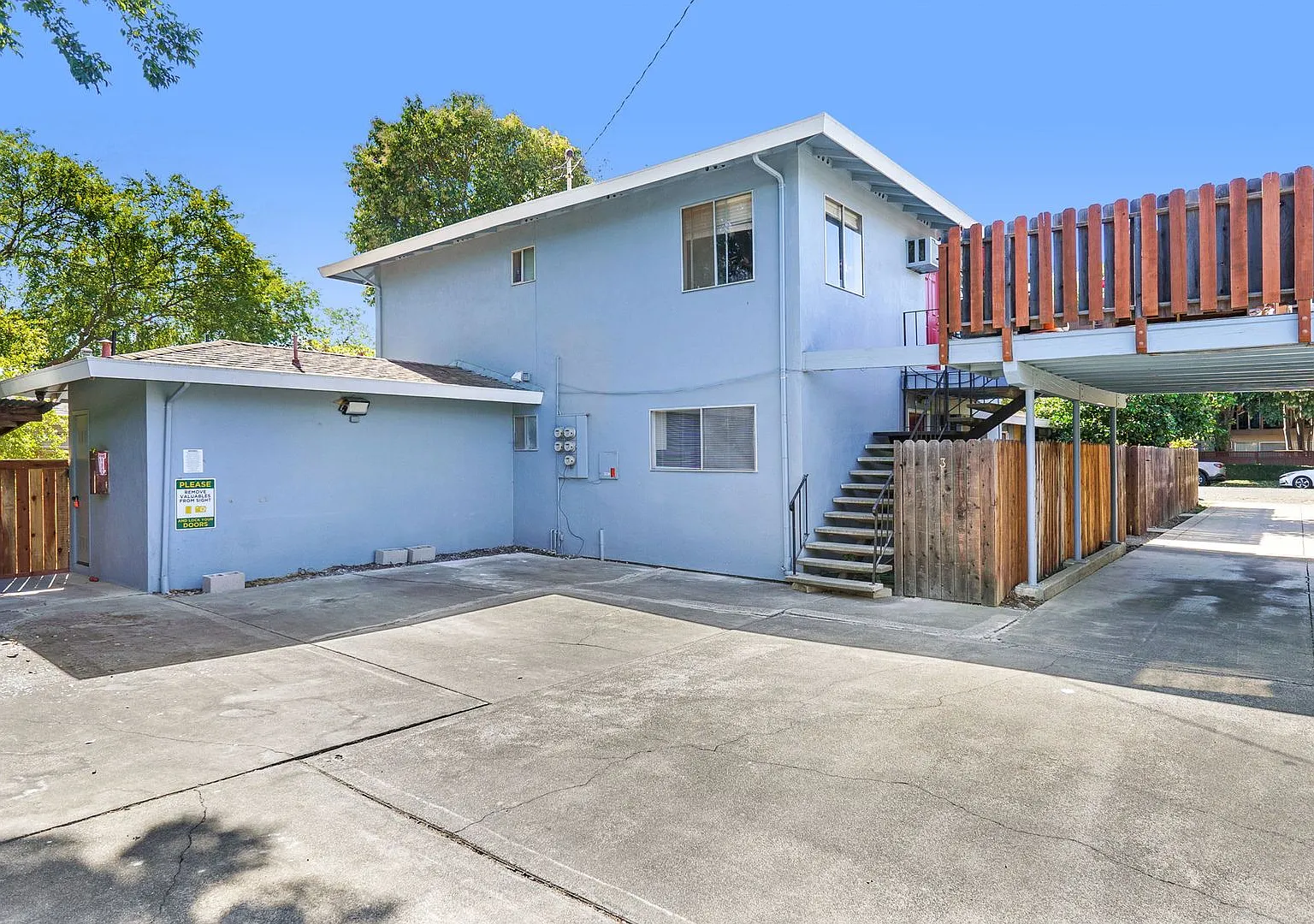 828 D St — Photo 1