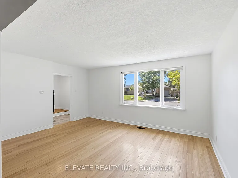4 Pullen Ave — Photo 7
