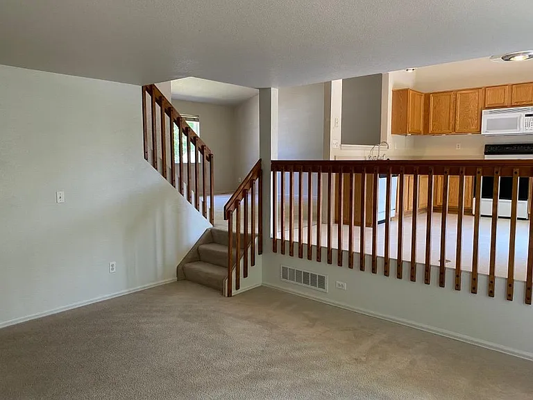 13945 Garfield Dr — Photo 8