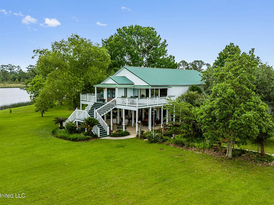 1099 Campbell Dr, Biloxi, MS 39532 MLS 4047362 Zillow