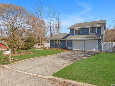 11 View Drive, Miller Place, NY, 11764