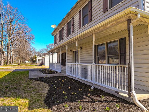 3rd image of 620 Old Love Point Rd