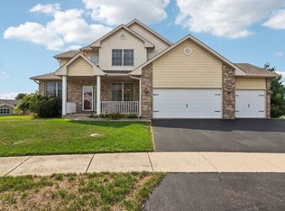 4478 Tufted Deer Ct, Belvidere, IL 61008