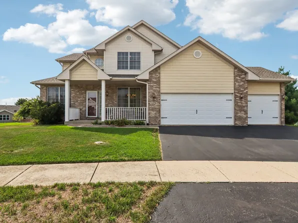 4478 Tufted Deer Ct, Belvidere, IL 61008