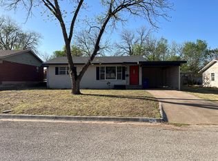 1504 Bristol Dr, Sweetwater, TX 79556