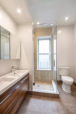5th image of 622 W 114th St APT 43