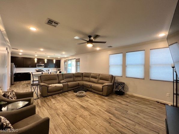 8330 Carabiner Ct