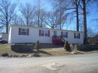 413 Sand Gate Dr, New Windsor, NY 12553