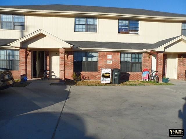 1st image of 1103 Lansberry Ct APT D